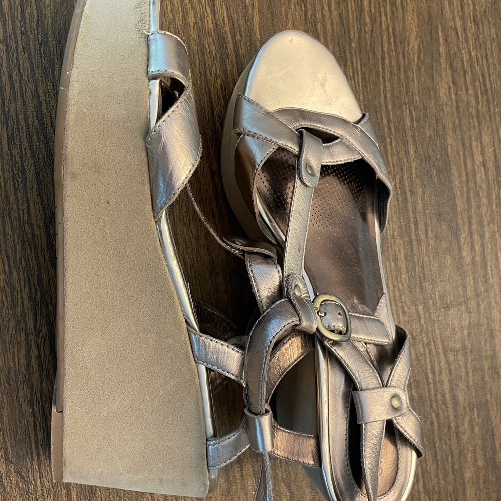 Ciao Bella wedge sandals with straps.